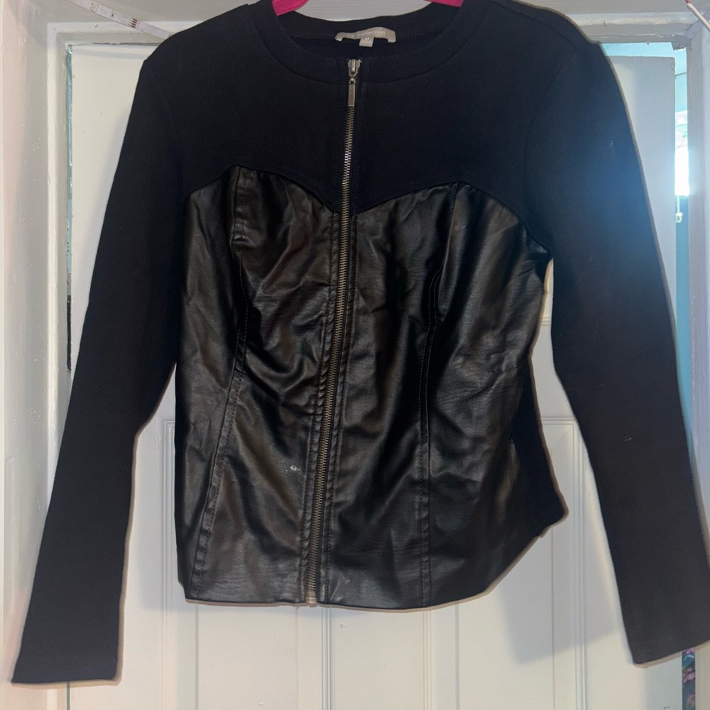 Black jacket ‼️BOGO‼️